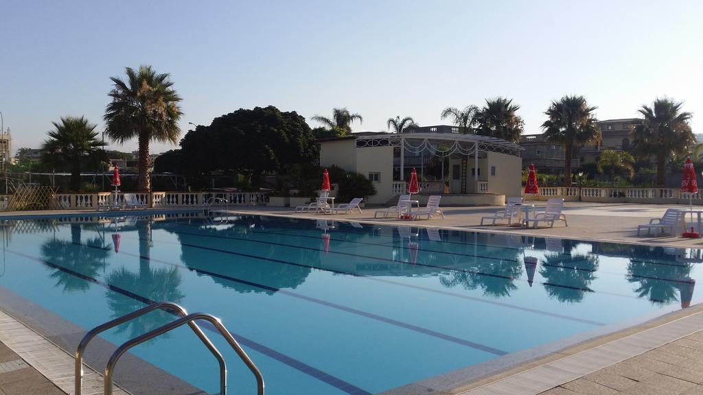 B&B Baia Dello Stretto Gallico Marina 外观 照片