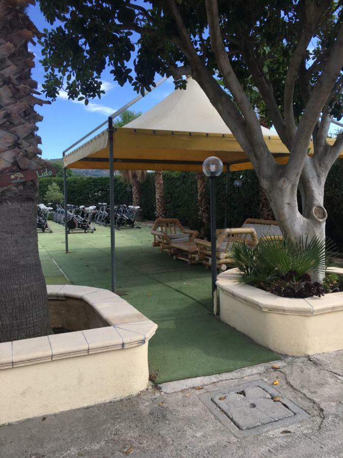 B&B Baia Dello Stretto Gallico Marina 外观 照片