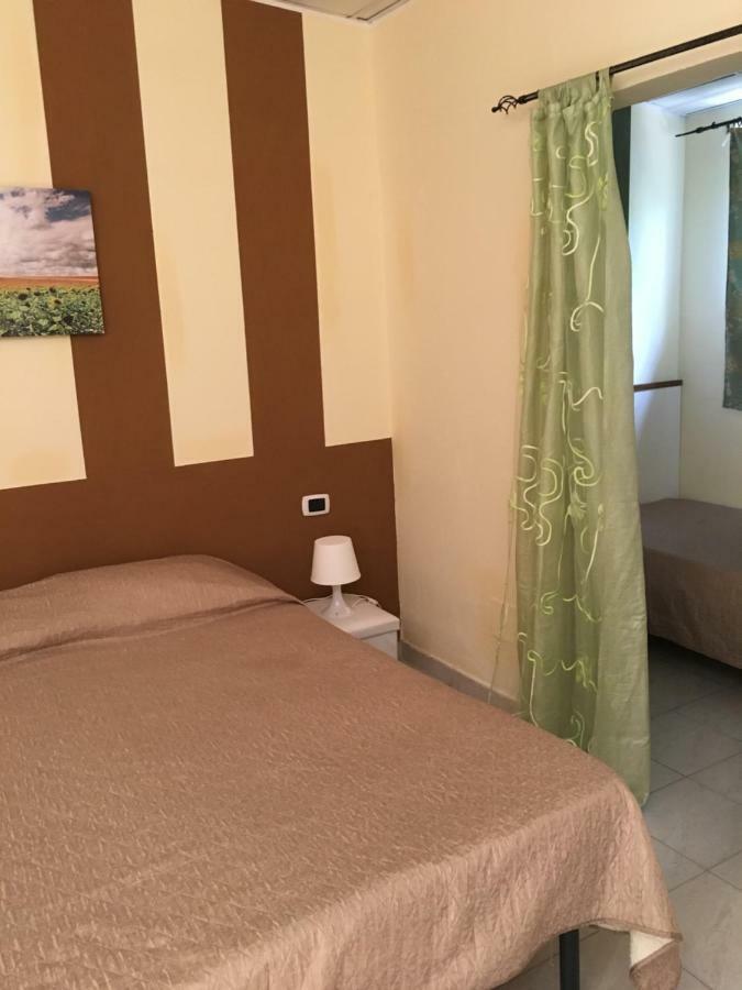 B&B Baia Dello Stretto Gallico Marina 外观 照片